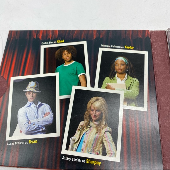 Disney High School Musical CD Soundtrack Special Edition 2-Disc - Picture 3 of 4